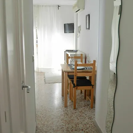 Tarragonasuites 6-st Miquel 734 *